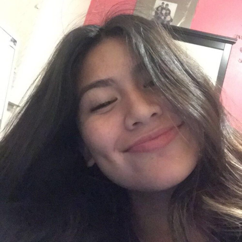 Meet your Posher, Adrianna